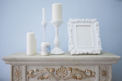 candlesticks-and-picture-frame