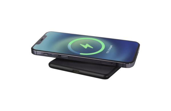 Loop 10 W kabelloses Ladepad aus recyceltem Kunststoff - schwarz 