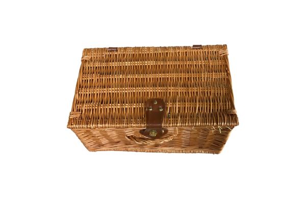 Geschenkset: Mediterrane Vielfalt, Weidenkorb mit 7 Spezialitäten