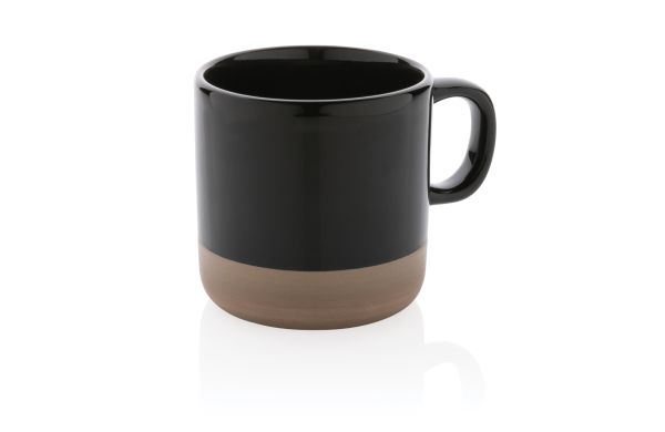 Becher aus glasiertem Keramik/schwarz
