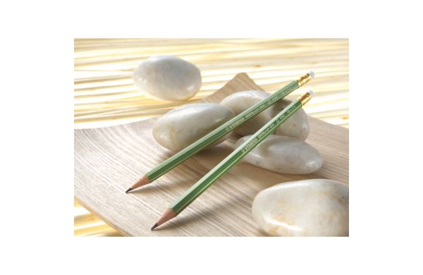 STABILO GREENgraph Grafitstift mit Radiergummi